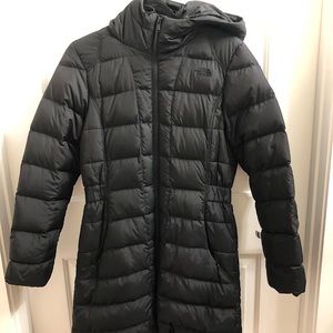 North face mid length parka elastic waist size M